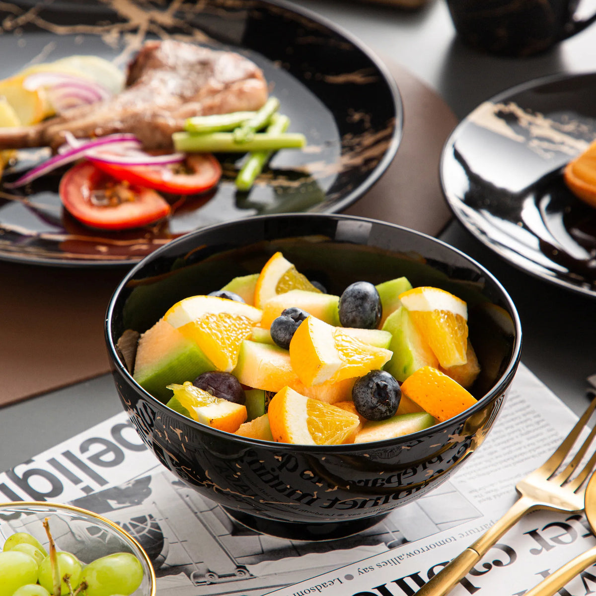 Black 16/32/48 Piece Procelain Dinnerware Set