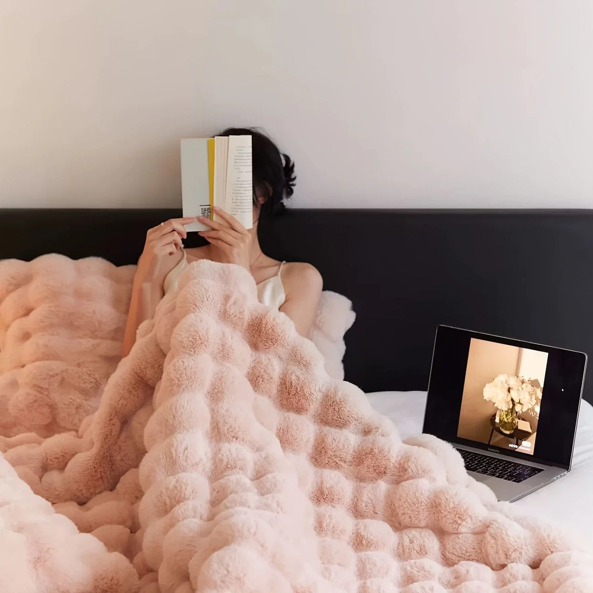 Bubble Fleece Blanket