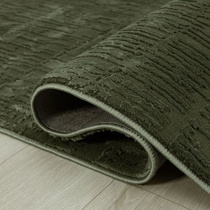 Green 5' x 8' Textured Area Rug