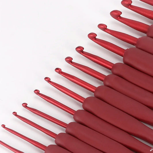 14pc Red Knitting & Weaving Tool Set