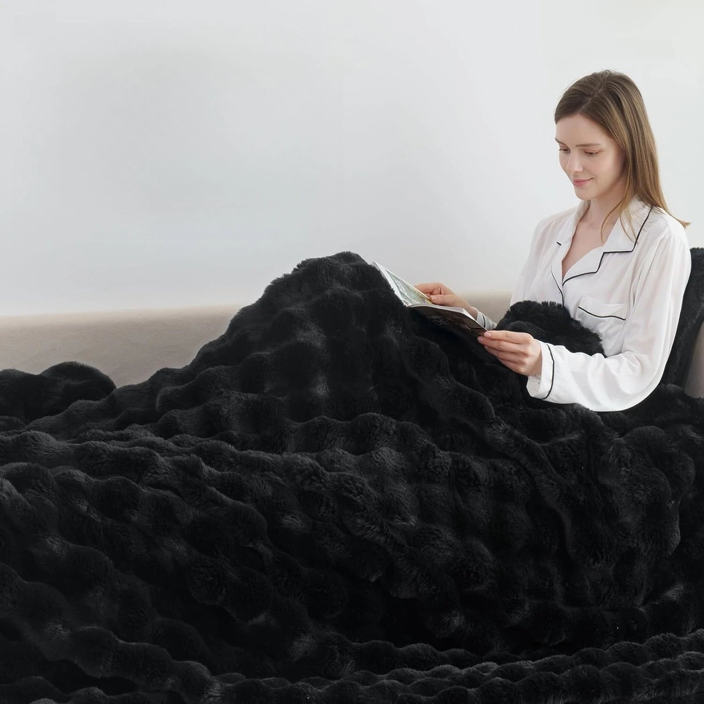 Cozy Faux Rabbit Fleece Blanket