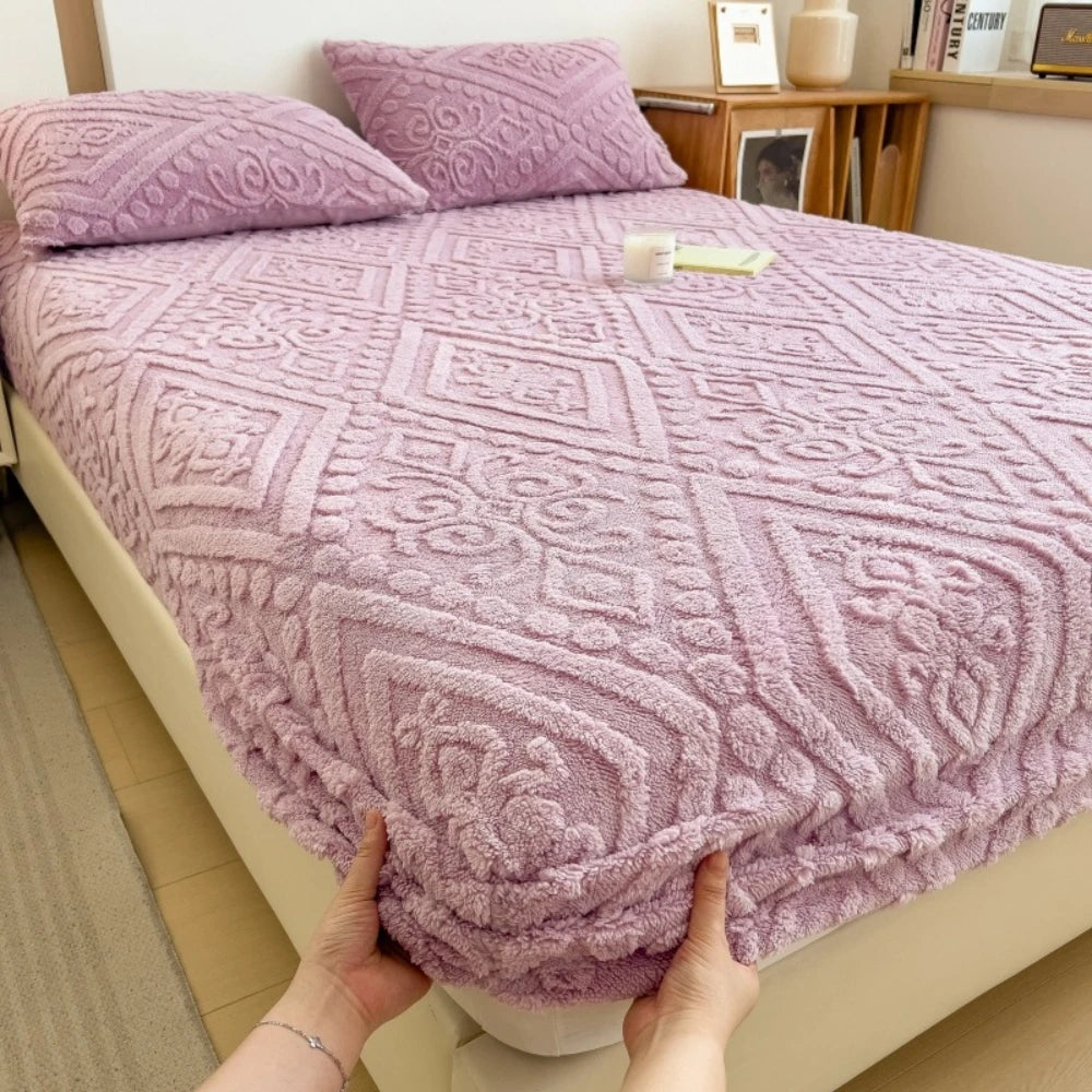 Plush Embossed Fitted Sheet