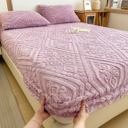 Plush Embossed Fitted Sheet