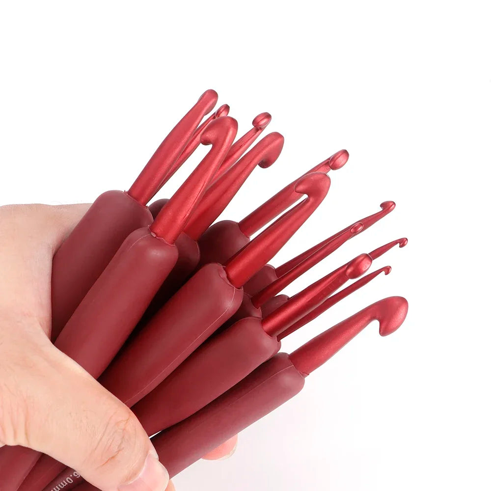 14pc Red Knitting & Weaving Tool Set